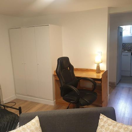 Studio 25M2 Independant Sous-Sol Apartment Sarcelles Ngoại thất bức ảnh