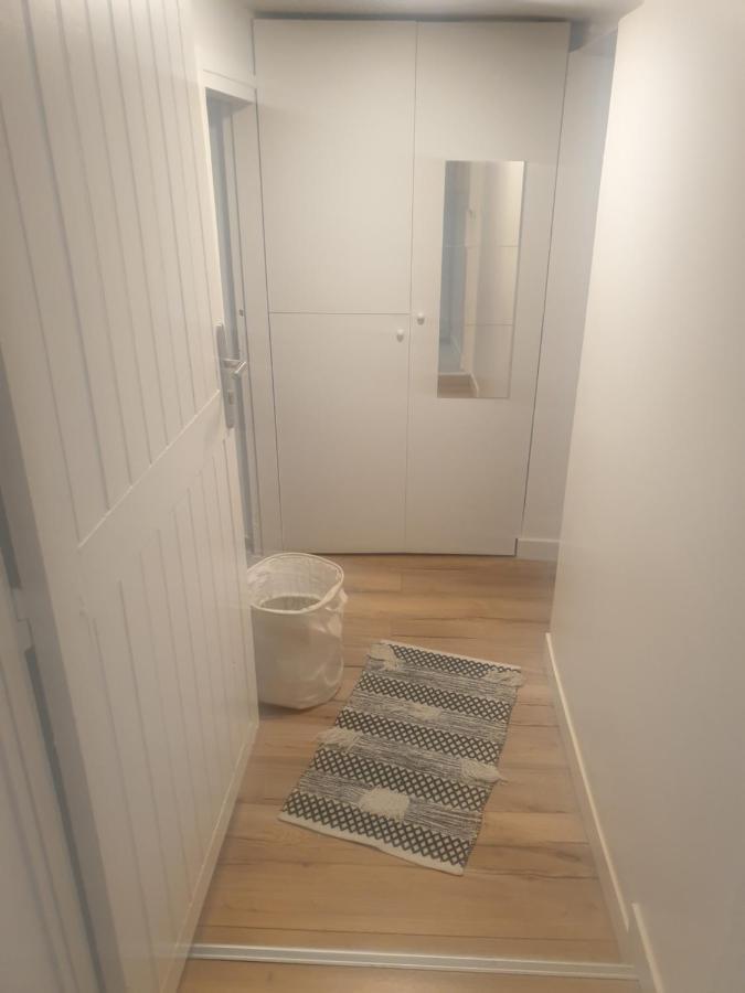 Studio 25M2 Independant Sous-Sol Apartment Sarcelles Ngoại thất bức ảnh